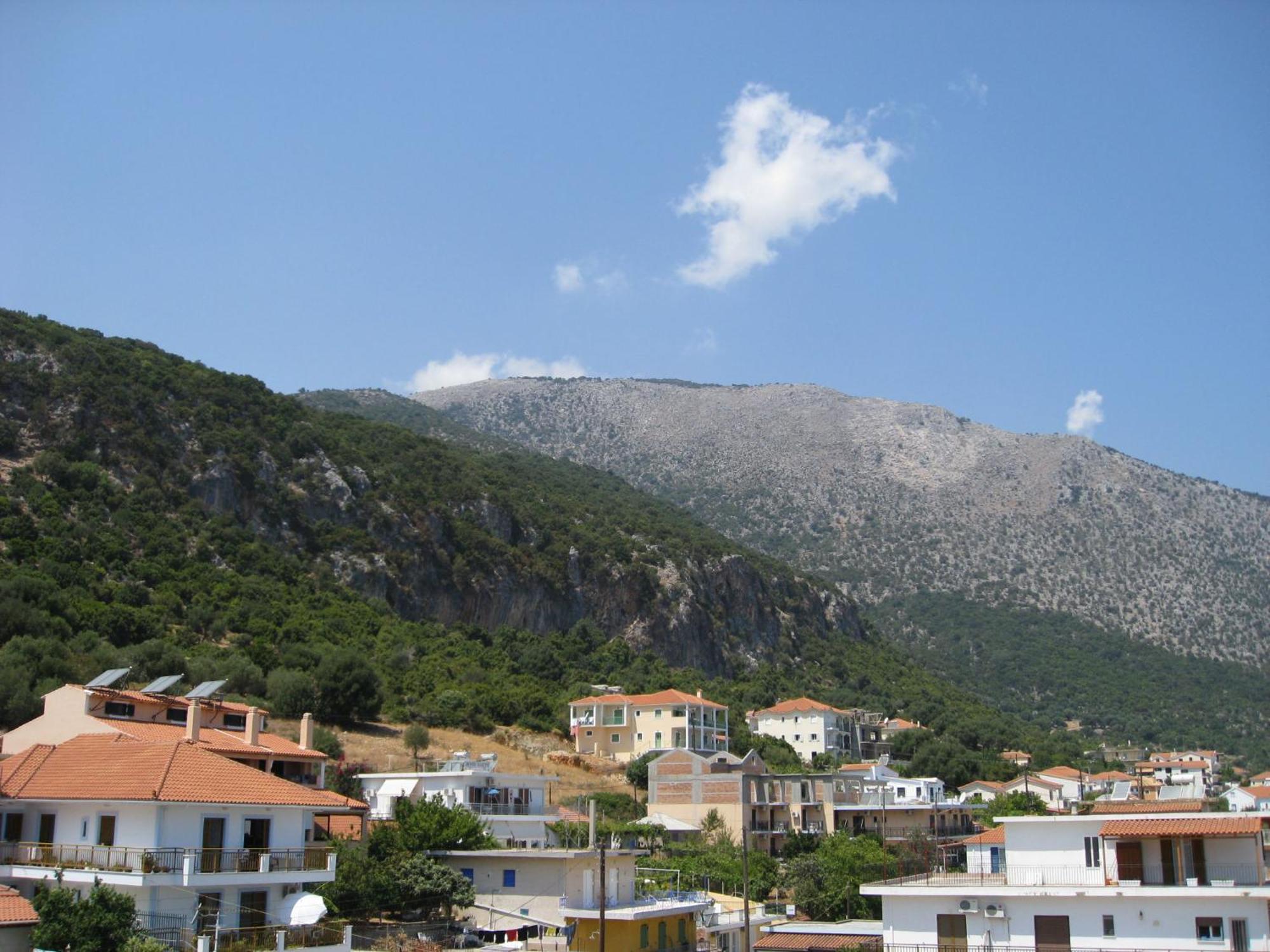 Petros Studios Poros  Extérieur photo