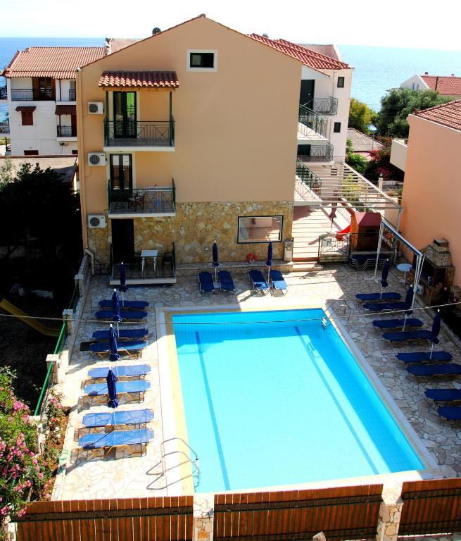 Petros Studios Poros  Extérieur photo