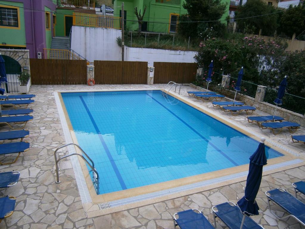 Petros Studios Poros  Extérieur photo