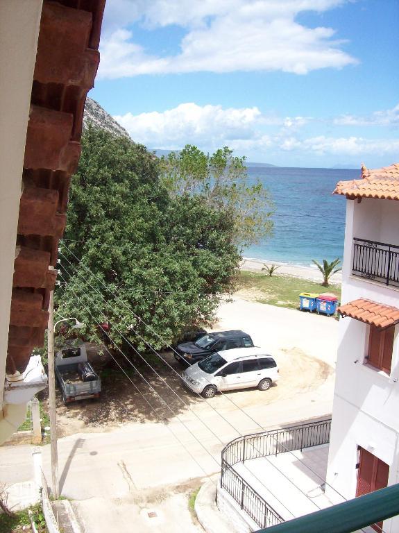 Petros Studios Poros  Extérieur photo