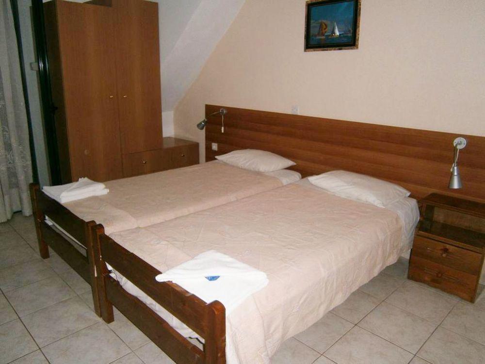 Petros Studios Poros  Extérieur photo