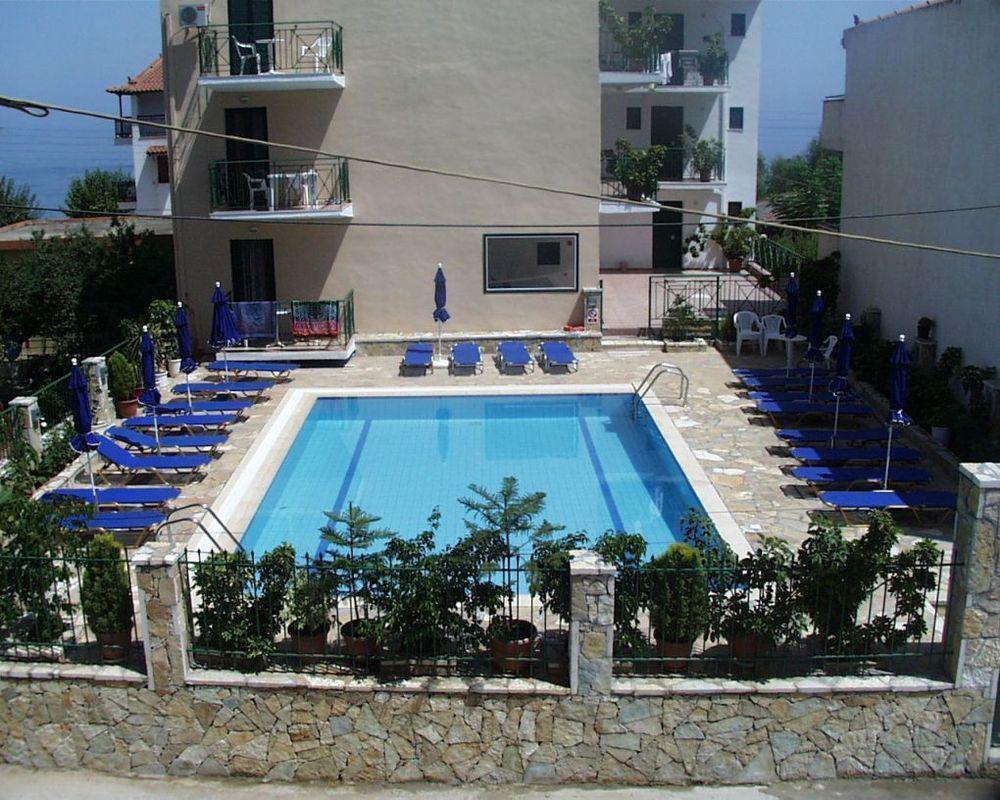 Petros Studios Poros  Extérieur photo