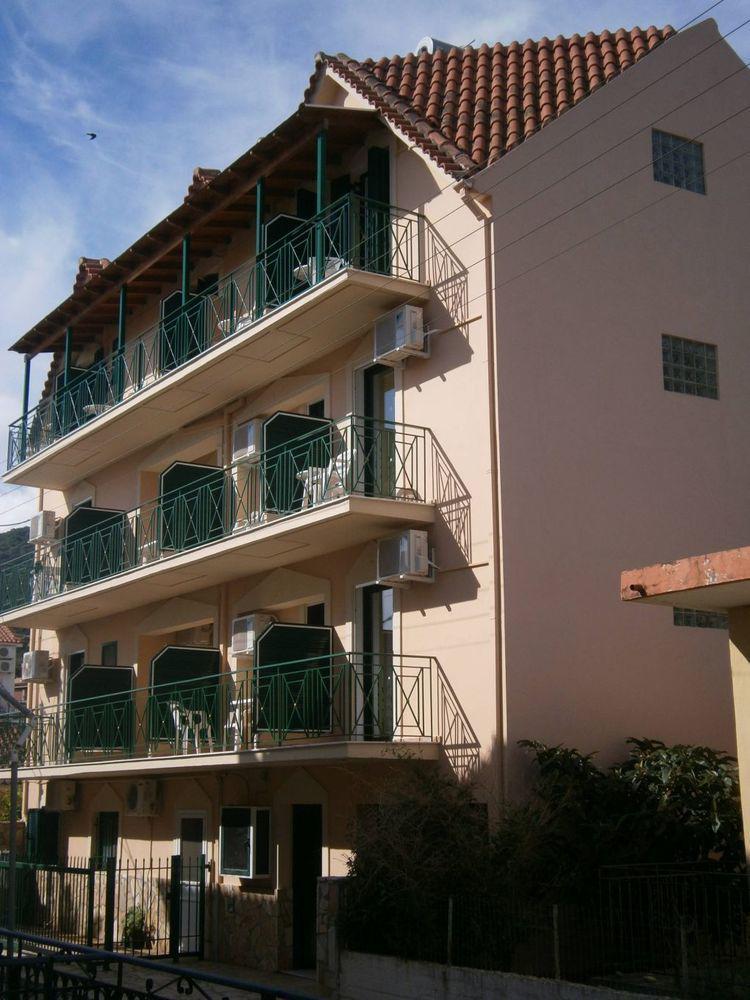 Petros Studios Poros  Extérieur photo